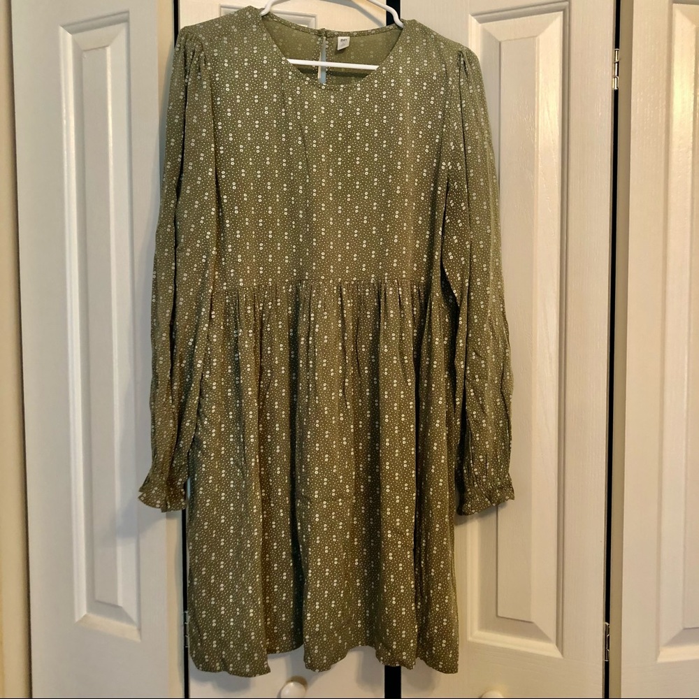 Green flower BP brand dress